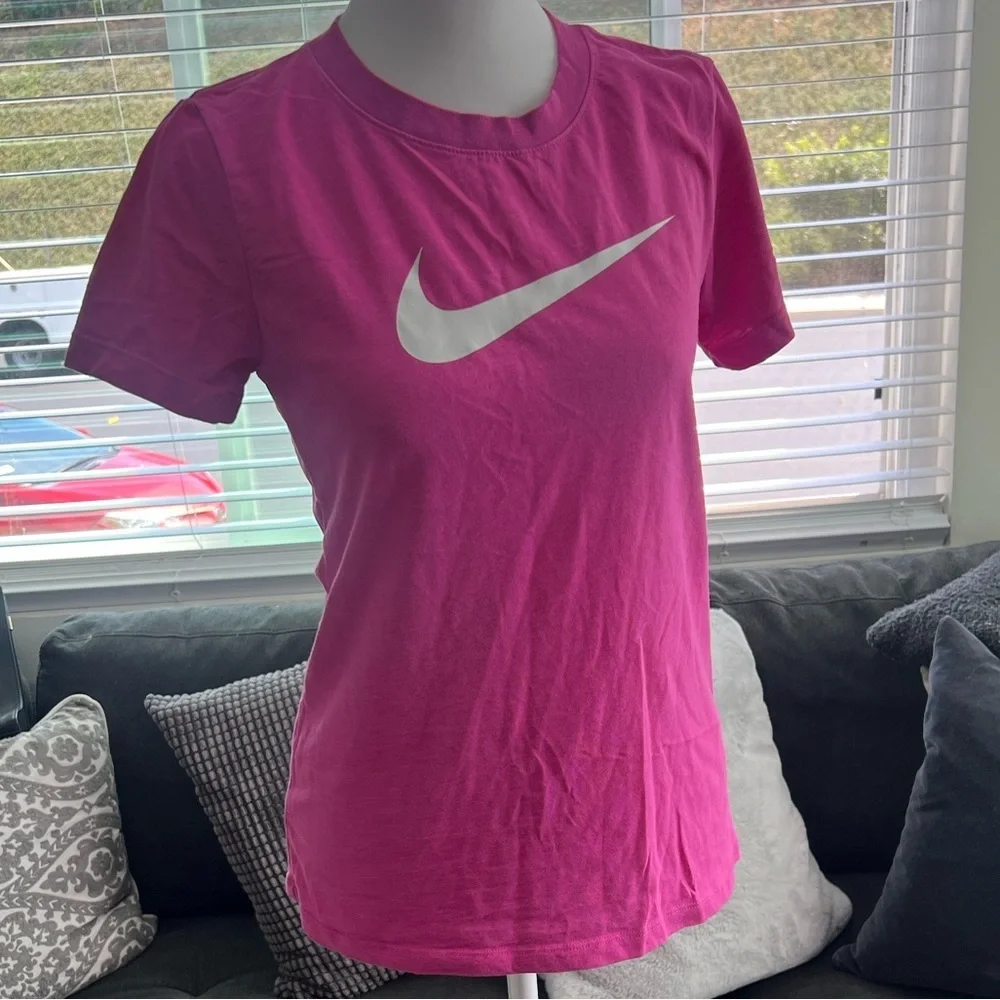 Nike Pink Dri-Fit Women's T-Shirt